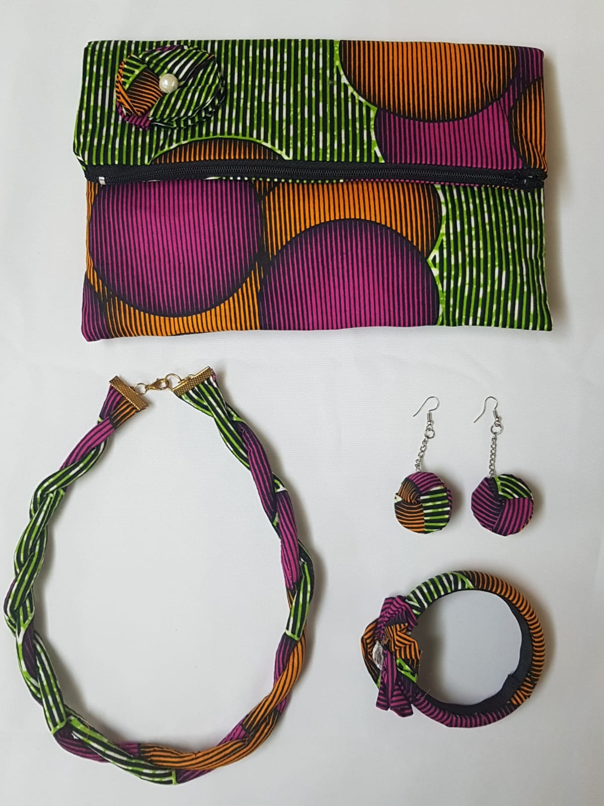 Necklace sets and Clutch/Rosemond's Creole Sewing Shop freeshipping - Buydominicaonline.com
